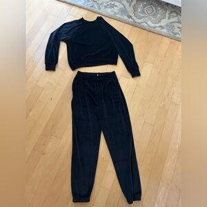 Victoria’s Secret * NWOT Black Women's Velour Tracksuit